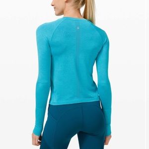 HAWAIIAN BLUE/TURQUOISE TIDE SWIFTLY TECH 2.0 race length lululemon top